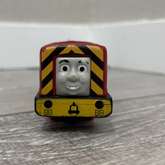 Motorized Trackmaster Salty - Not Working - Picture 3 of 8